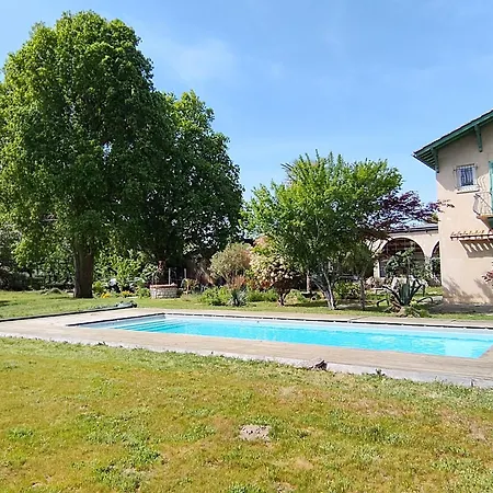 Grande Maison Familiale Avec Piscine Chauffee