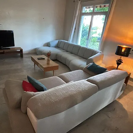 Grande Maison Familiale Avec Piscine Chauffee *