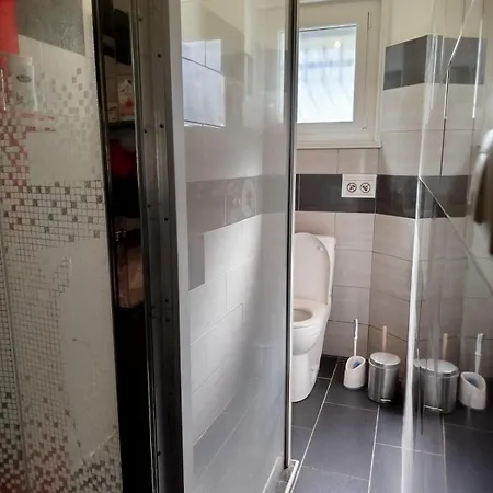 Holiday home Grande Maison Familiale Avec Piscine Chauffee